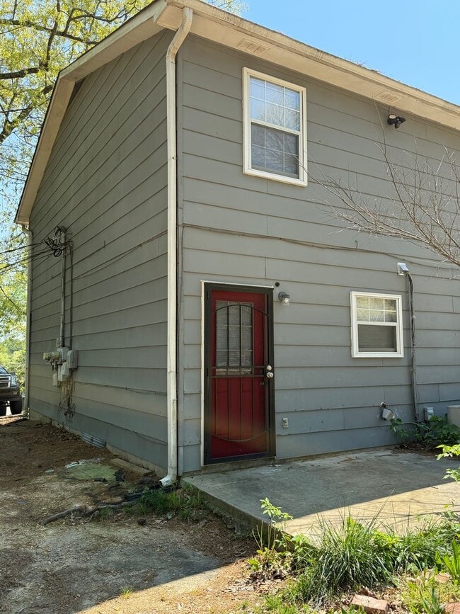 Photo - 413 Booth Rd