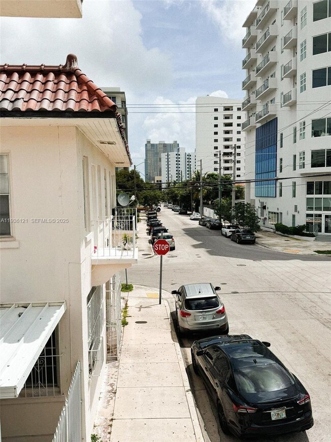 Photo - 711 NW 1st St Unit 3