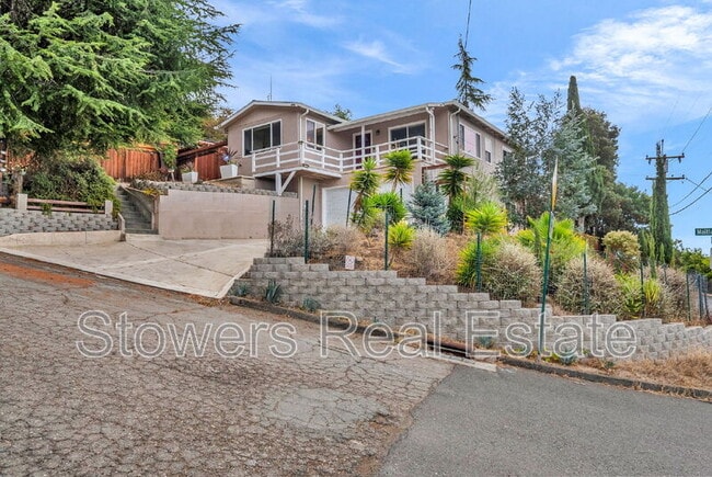 Photo - 25551 Maitland Dr