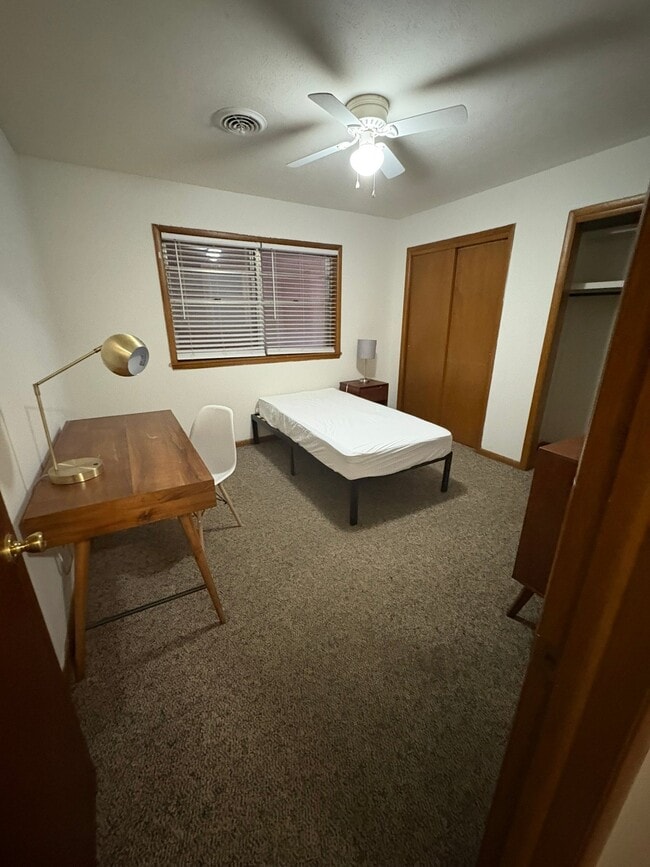 Photo - 1215 E Elm St Unit 107