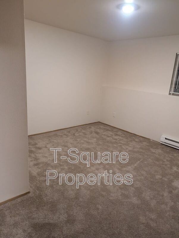 Photo - 8830 3rd Ave SE