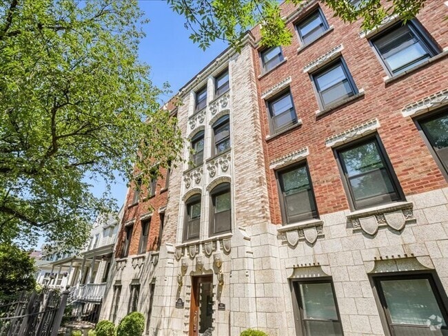 Building Photo - 4531 N Ashland Ave Rental