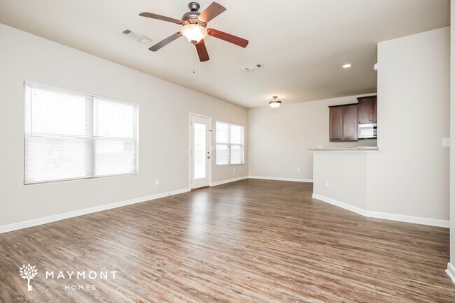 Photo - 437 Concord Terrace