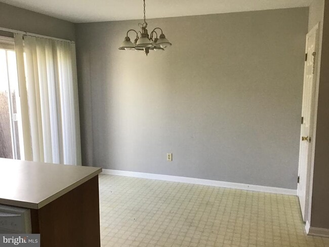 Photo - 205 Ringgold St