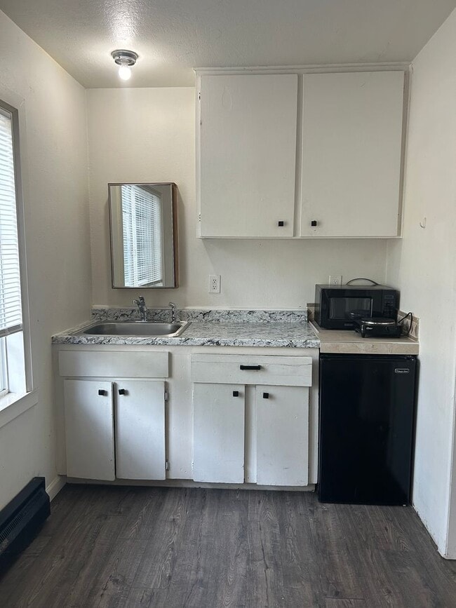 Photo - Charming Studio Retreat on Boise Bench!