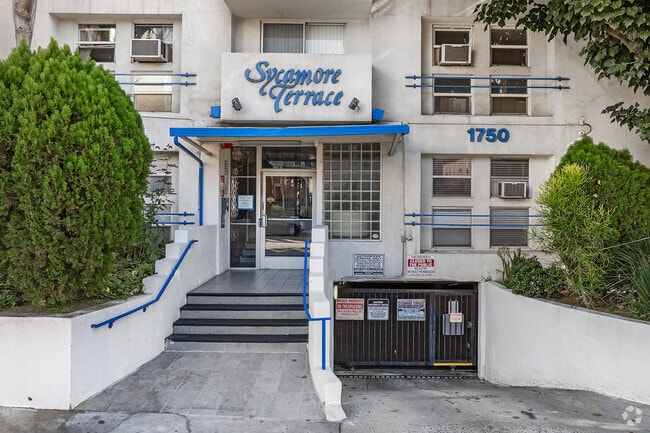 Entrance - Sycamore Terrace