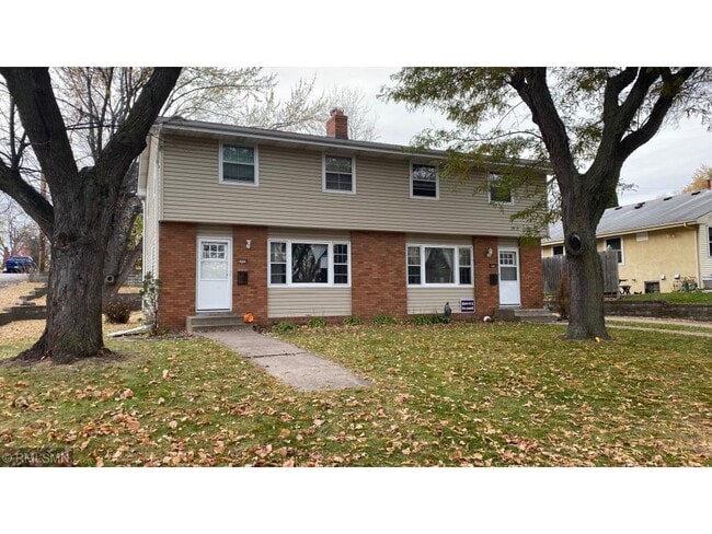 Photo - 4000 Cleveland St NE