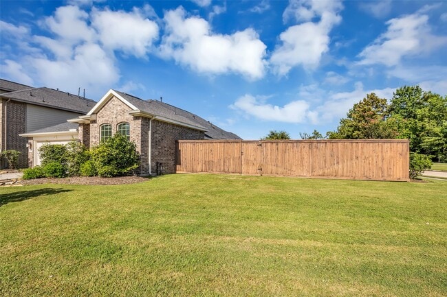 Photo - 16838 Ellicott Rock Dr
