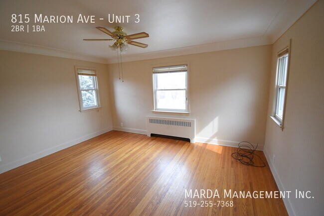 Building Photo - SPACIOUS 2BED/1BATH UPPER Unit 3