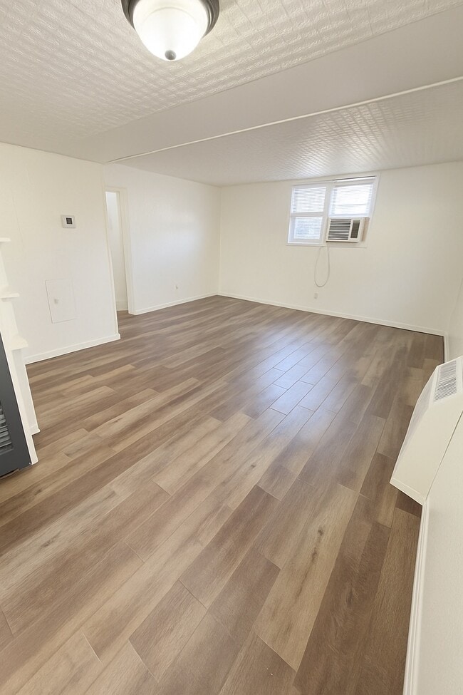 Photo - 6th Ave Flats