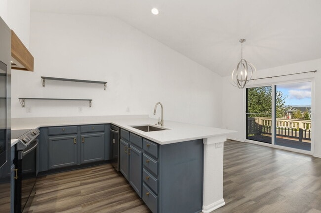 Photo - 1810 Covered Bridge Pkwy