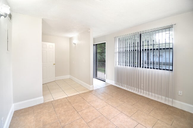 Photo - NEW JAX APTS