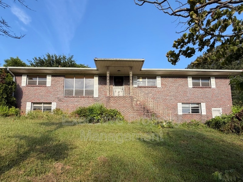 Photo - 1120 1st Ave