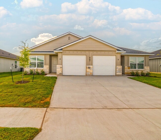 Photo - 907 Switchgrass Dr Apartamento Unidad A