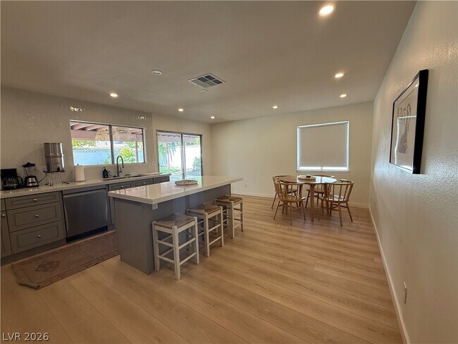 Photo - 3611 Rosewood St