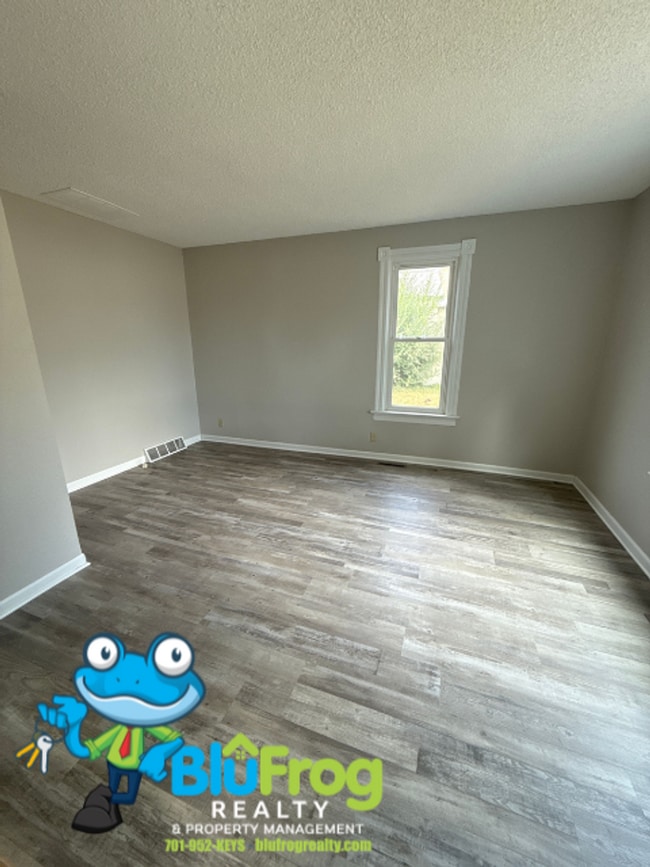 308 5th Ave SE