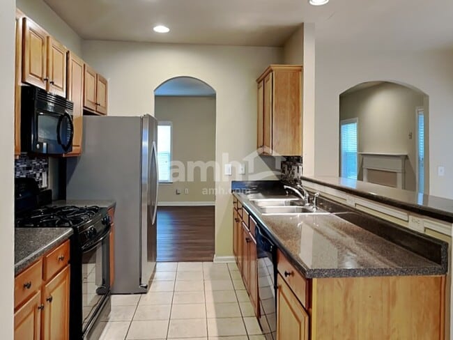 Photo - 5177 Rosewood Pl