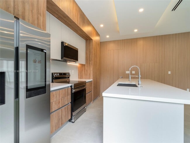 Photo - 2109 SW 18th Ave Unit #2109