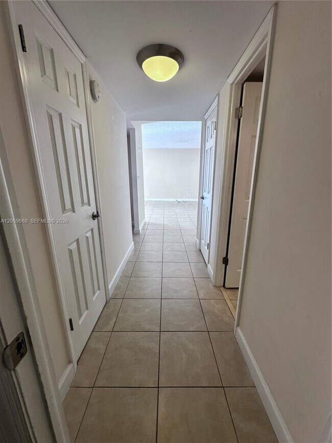 Photo - 137 Golden Isles Dr Unit 512