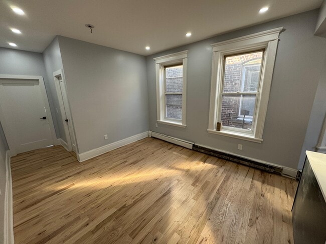 Photo - 89 Bostwick Ave Unit 3R