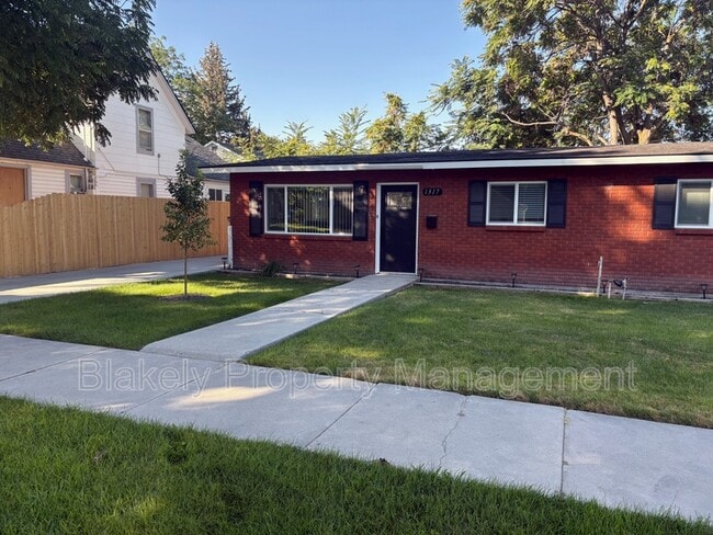 Building Photo - 1317 8th St S Rental