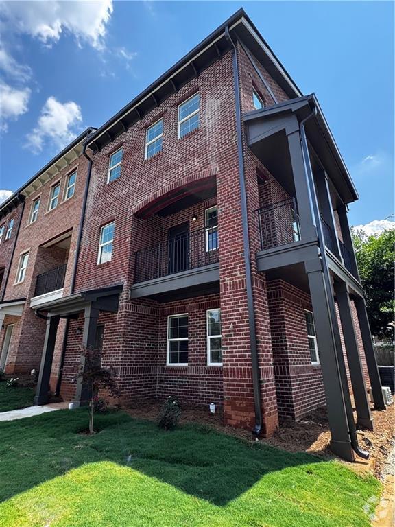 Building Photo - 1777 Temple Ave Rental