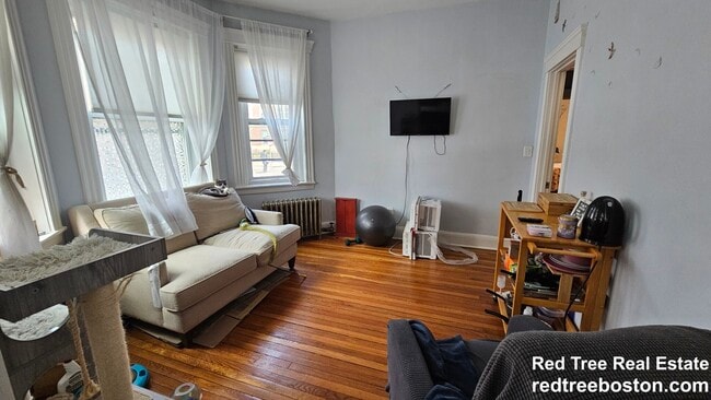 Photo - 72 Strathmore Rd Unit 2B