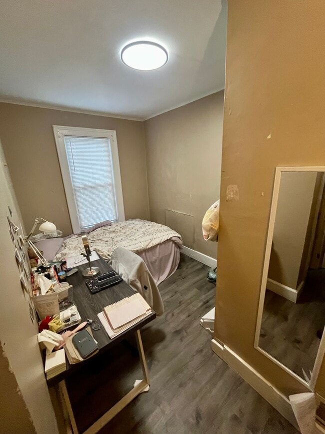 Photo - 128 Hawley St Unidad 2nd Floor