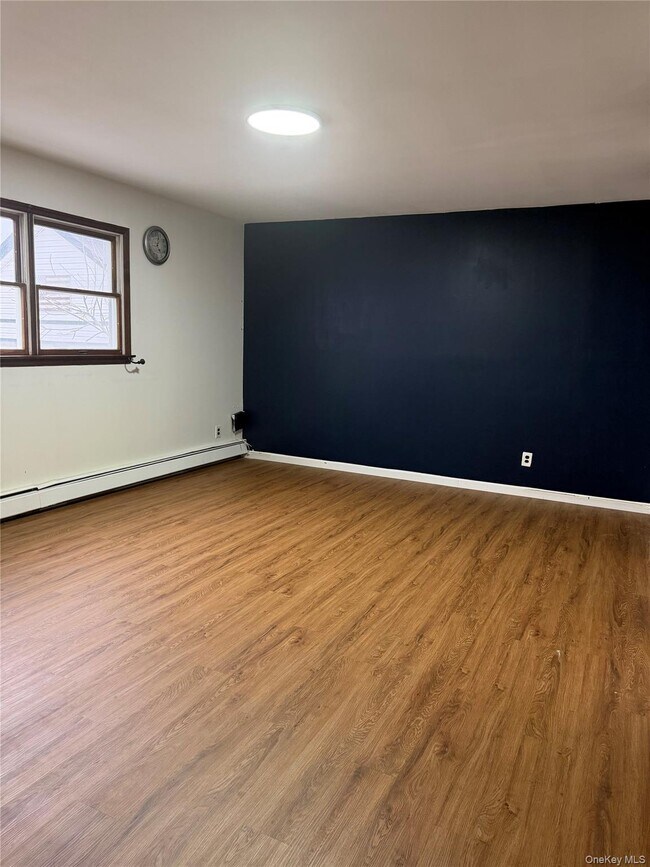 Photo - 48 Remsen St