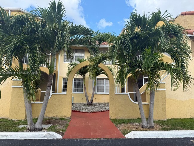 Building Photo - 15675 SW 74th Cir Dr Unit 5