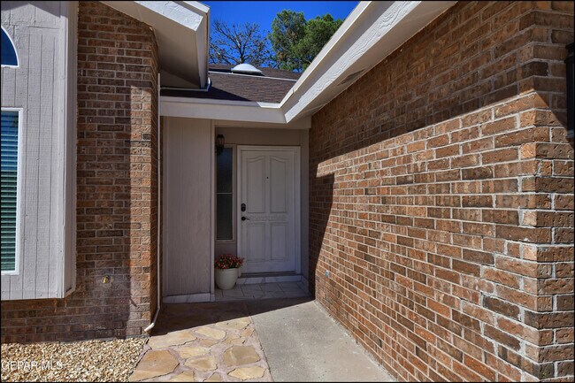 Photo - 609 Bristol Dr