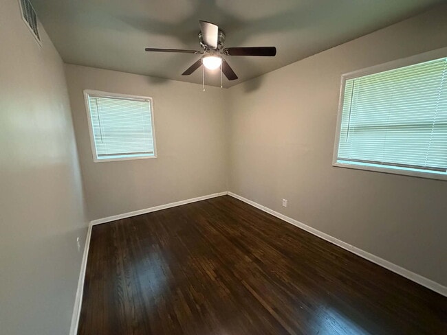 Photo - 3-Bed Home with Gleaming Hardwood Floors in Tulsa