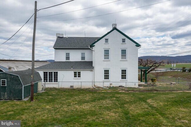 Photo - 6229 Oley Turnpike Rd House