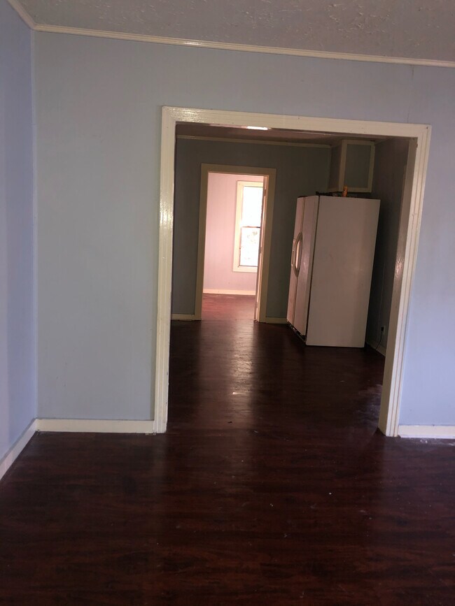 Photo - 409 Riverbend Dr