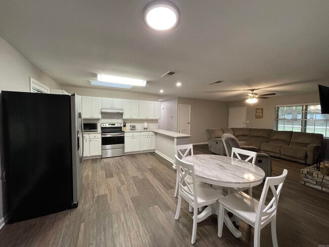 Photo - 6503 Chaparral St