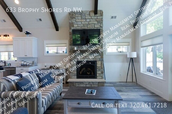 Photo - 633 Brophy Shores Rd NW