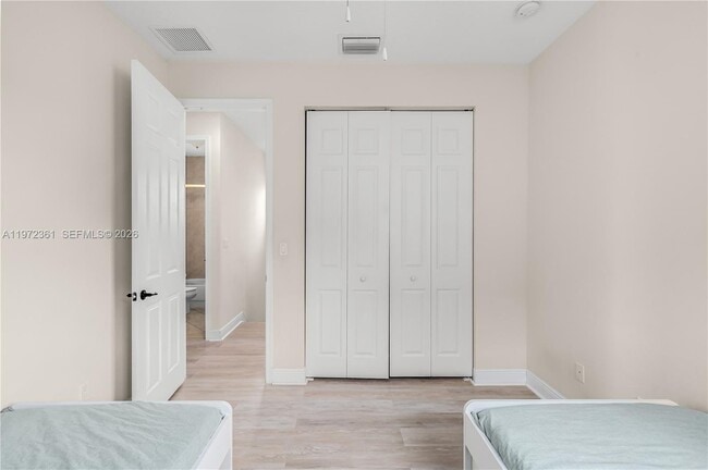 Photo - 3700 NW 84th Way
