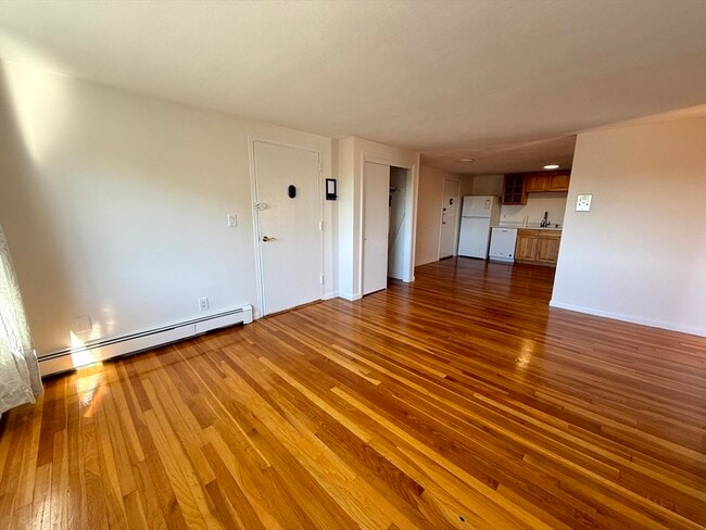 Photo - 20 Riverside St Unit 3-1