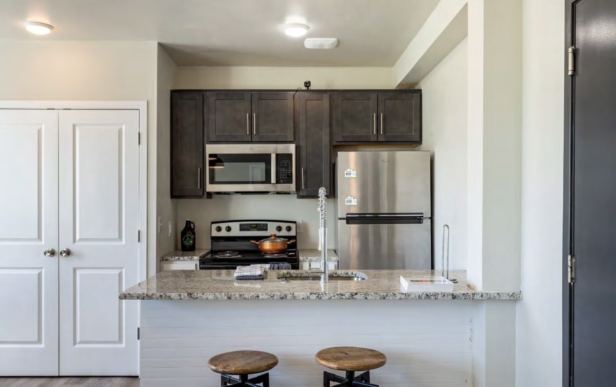 Photo - 1800 W Bethune St Unidad 411