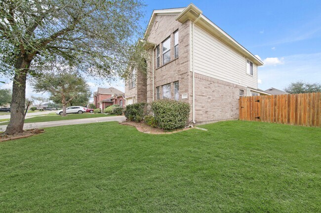 4035 E Teal Estates Cir