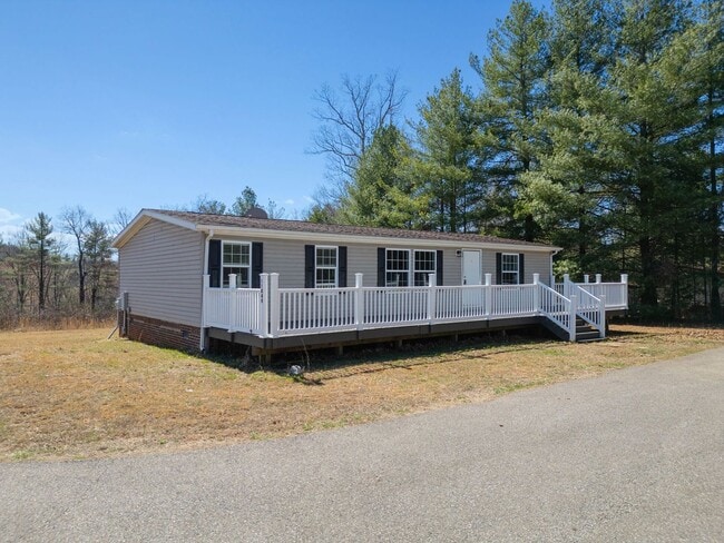 Photo - 3 bed/2 bath House for Rent in Ferrum!