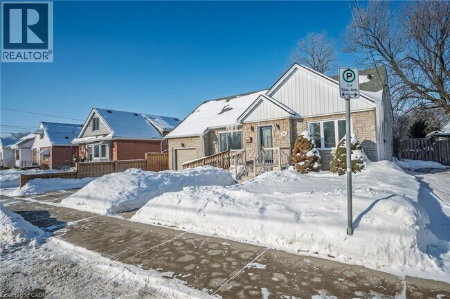 Photo - 60 W 1st St