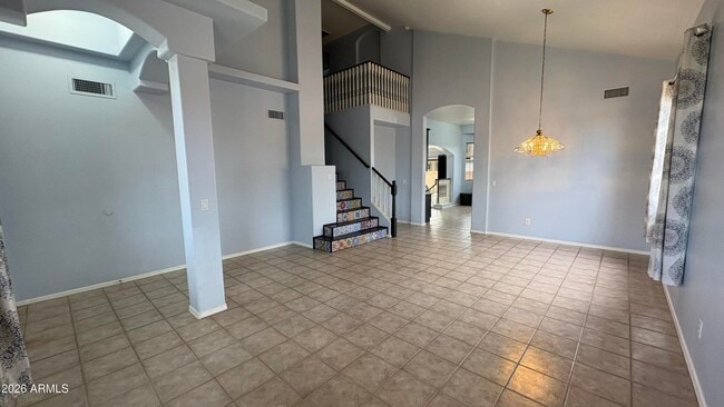 Photo - 16811 W Tonbridge St