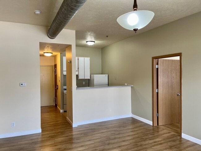 Photo - East Douglas Apartments