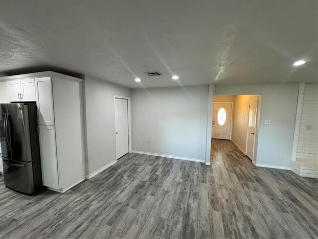 Photo - 3227 Fernrock Dr
