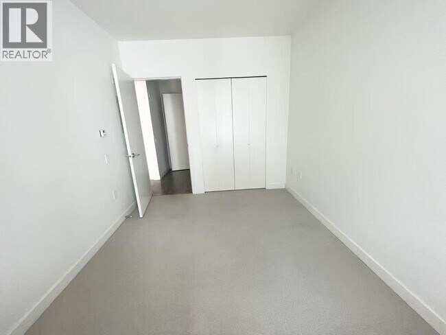 9250 University High St Unit 110