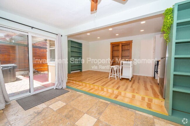 Building Photo - 4982 Baltimore Dr Rental