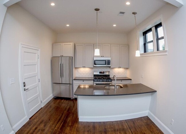 Photo - 2 bed in the South End.... Sept 1st move