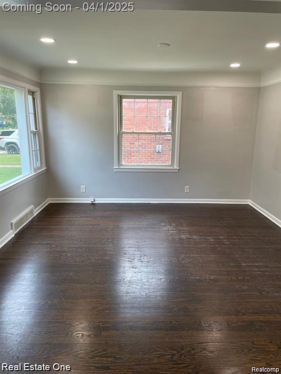 Photo - 6991 Colonial St