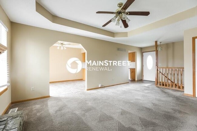 Photo - 3 Bedroom Pet-Friendly Home in Raymore, MO...